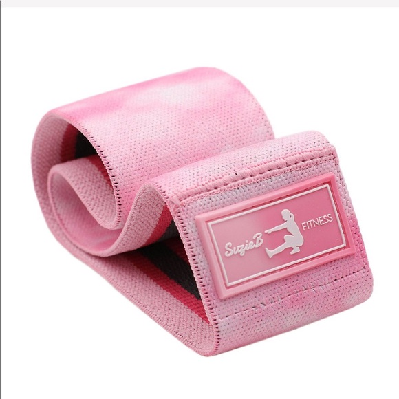 Suzie B Fitness light pink tie dye glute band - Picture 2 of 4